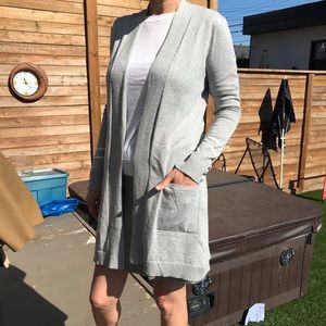 NWOT 89th & Madison size S top